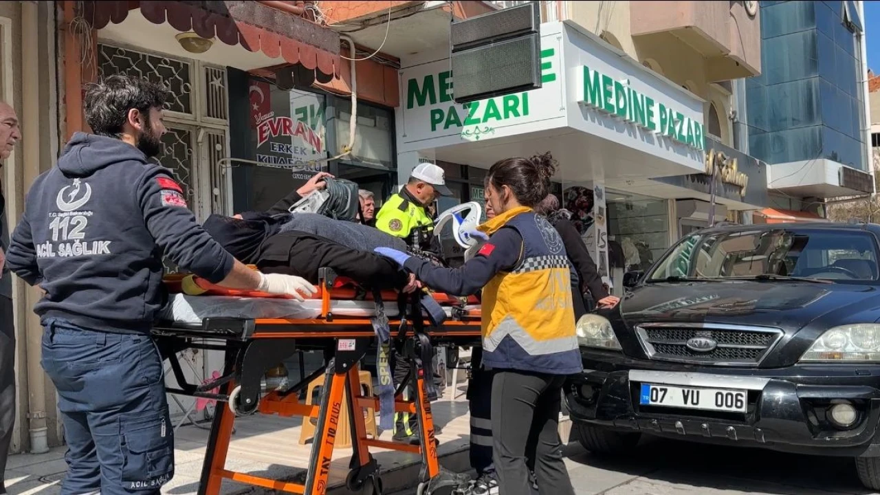 Geri manevra sırasında kaldırımda oturan yaşlı kadına çarpan sürücüye neden çarptın sitemi