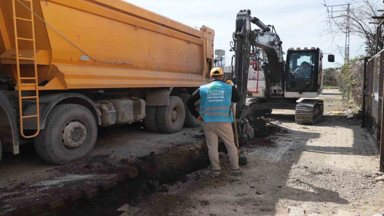 Hatay Büyükşehir Belediyesi, Payasta içme suyu şebeke hattını yeniliyor