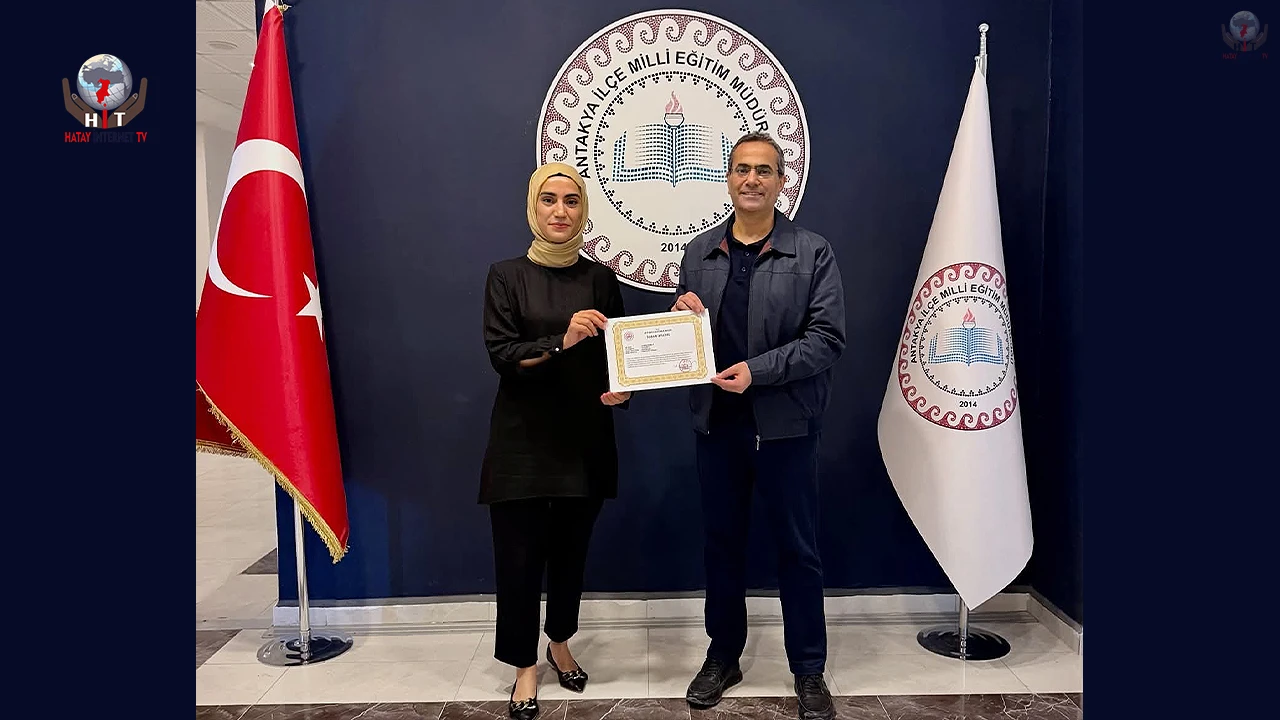 HAYAT KURTARAN ÖĞRETMENE BAŞARI BELGESİ VERİLDİ