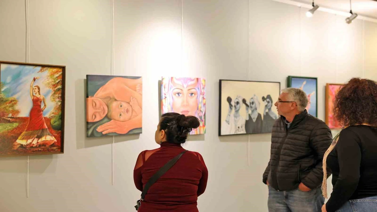 İlk Cemre sergisi sanatseverlerle buluştu