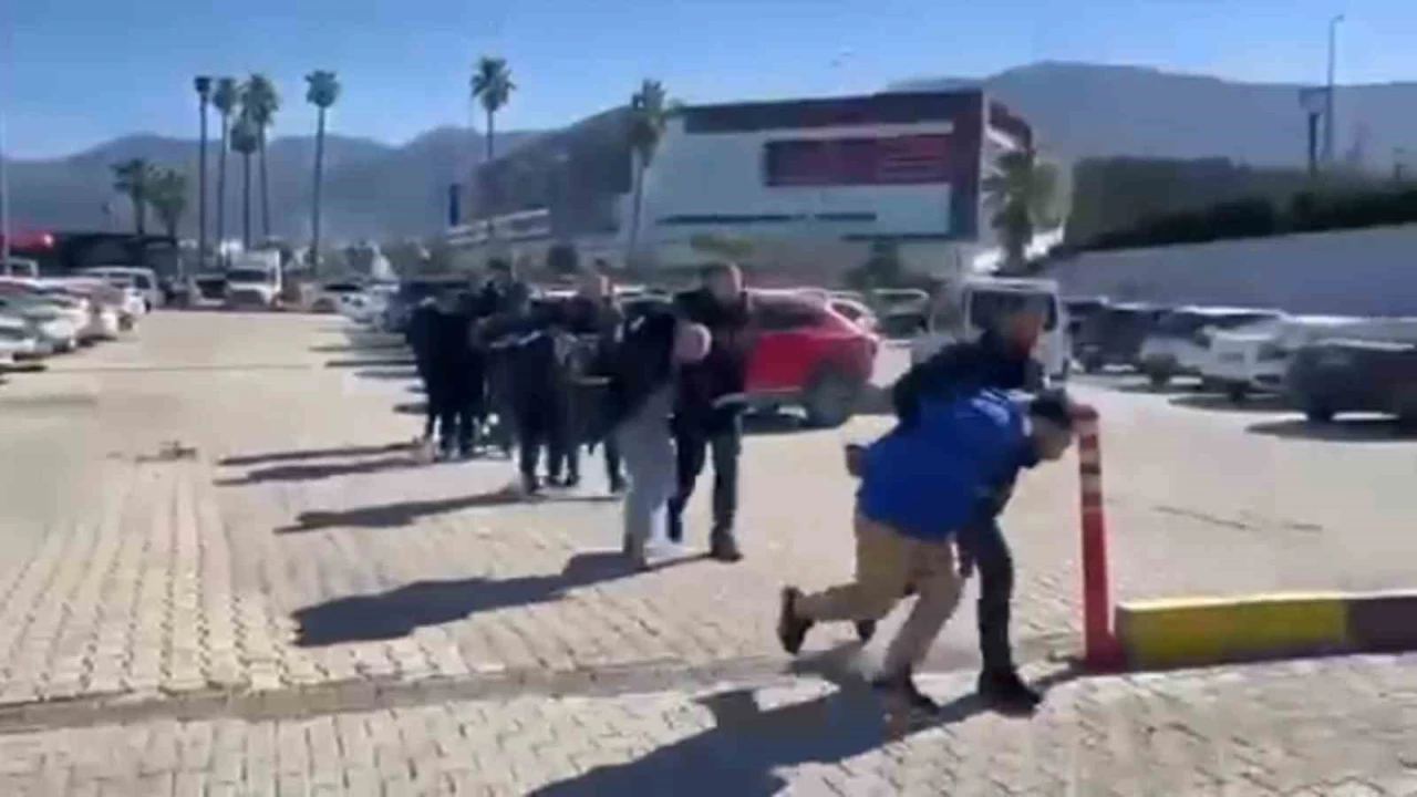 İskenderunda asayiş operasyonu; 5 tutuklama