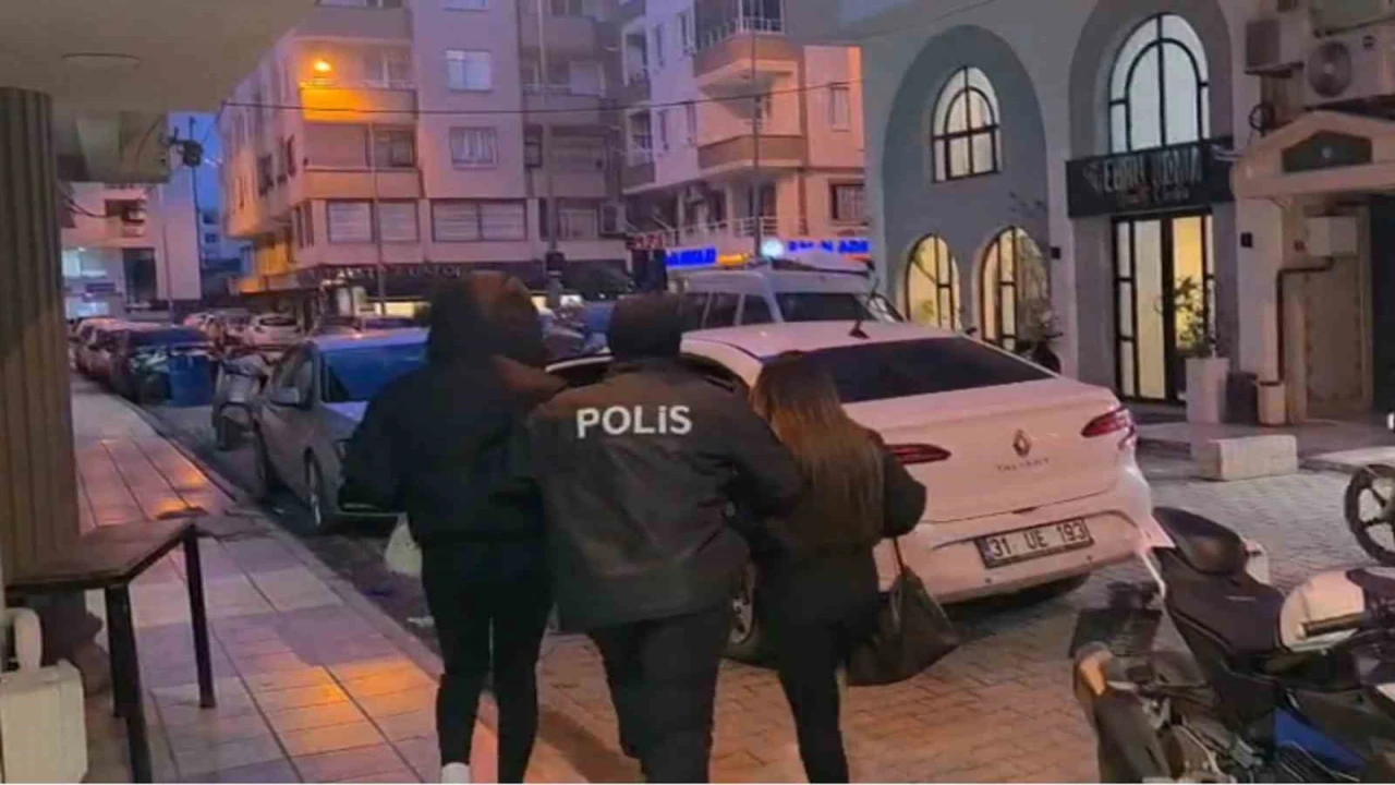 İskenderunda fuhuş operasyonu: 4 gözaltı