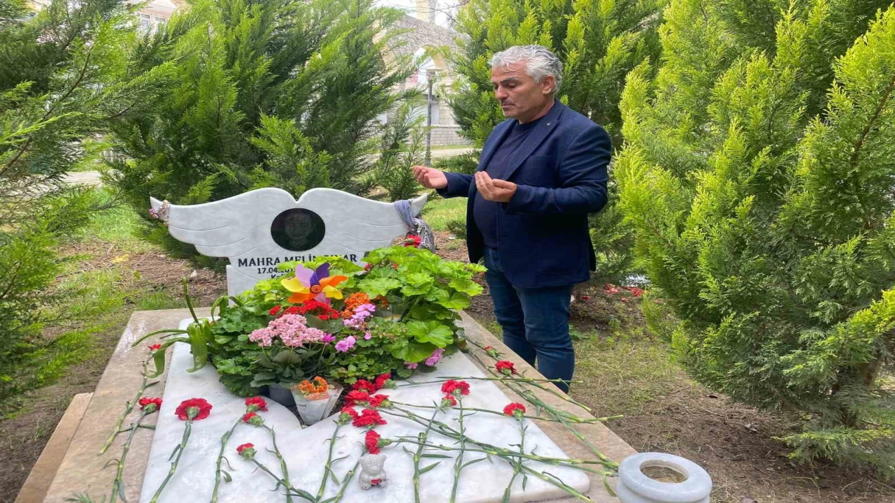 Köpek saldırısıyla hayalleri yarım kalan 10 yaşındaki Mahraya mezarı başında buruk anma