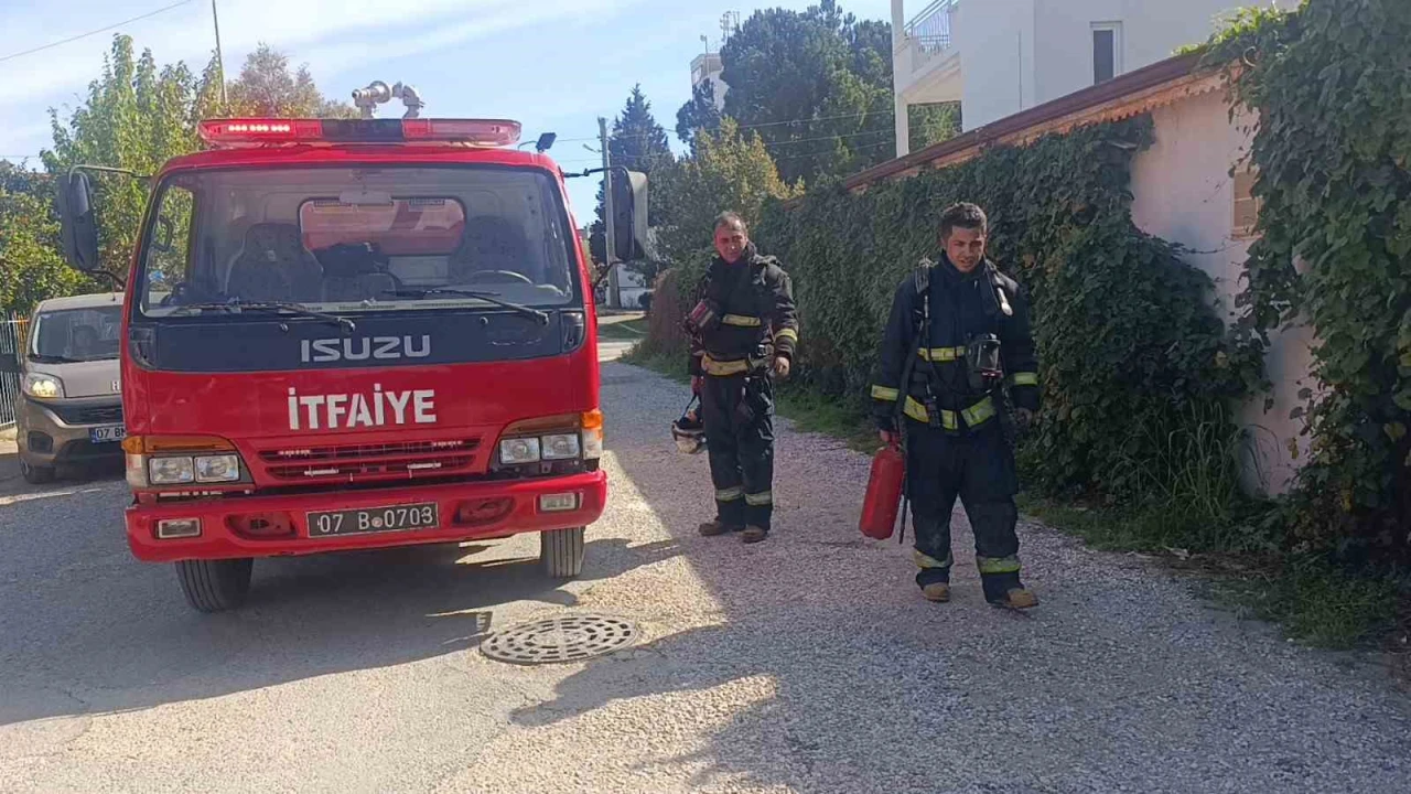 Manavgatta otelde çıkan yangın korkuttu