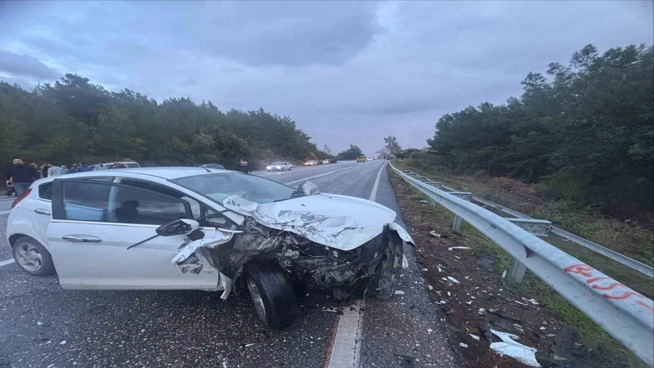 Manavgatta zincirleme kaza: 2 yaralı