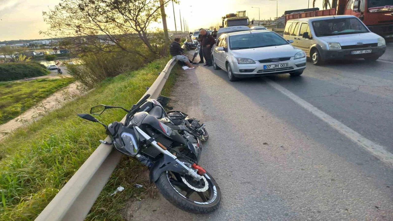 Manavgatta zincirleme kaza: 3 yaralı