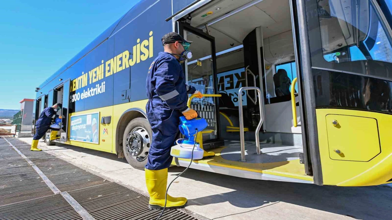 Mersinde toplu taşımada hijyen ve güvenlik ön planda