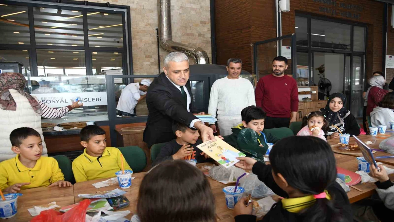 Osmaniyede 100 Atık Pile Bir Pizza projesine miniklerden destek