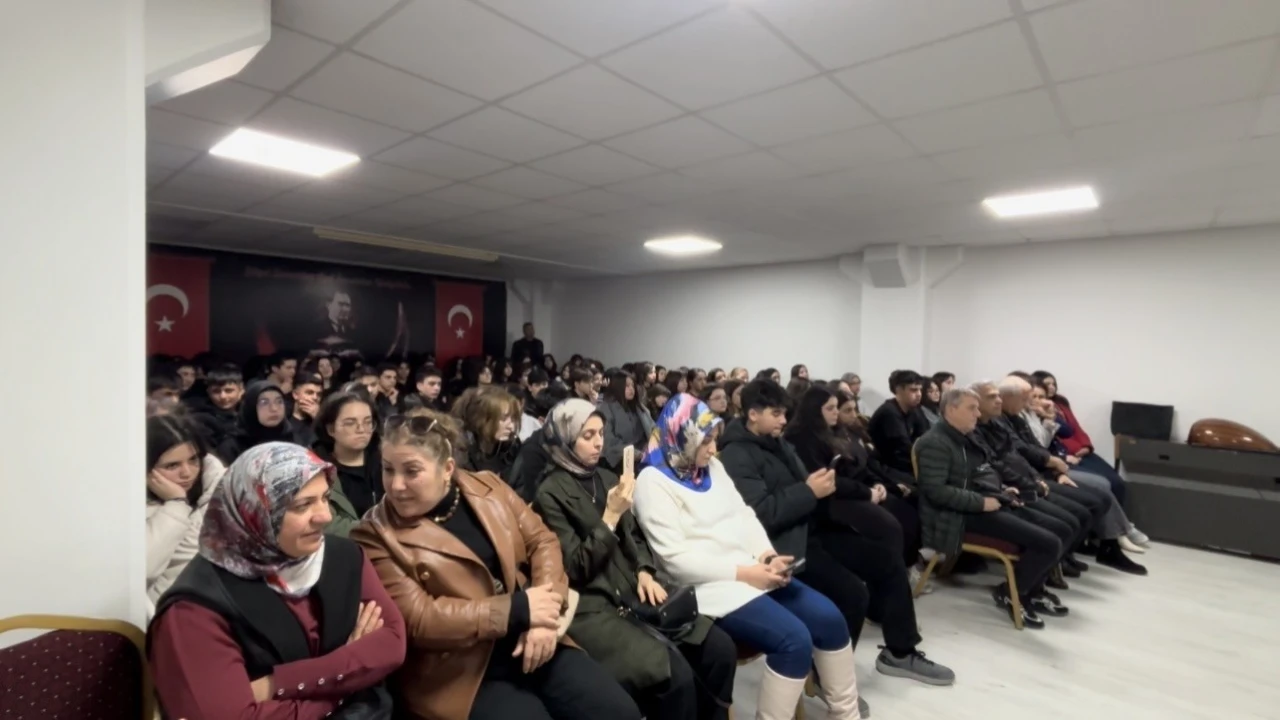 Osmaniyede Güzel Sanatlar Lisesinden Ramazana özel program