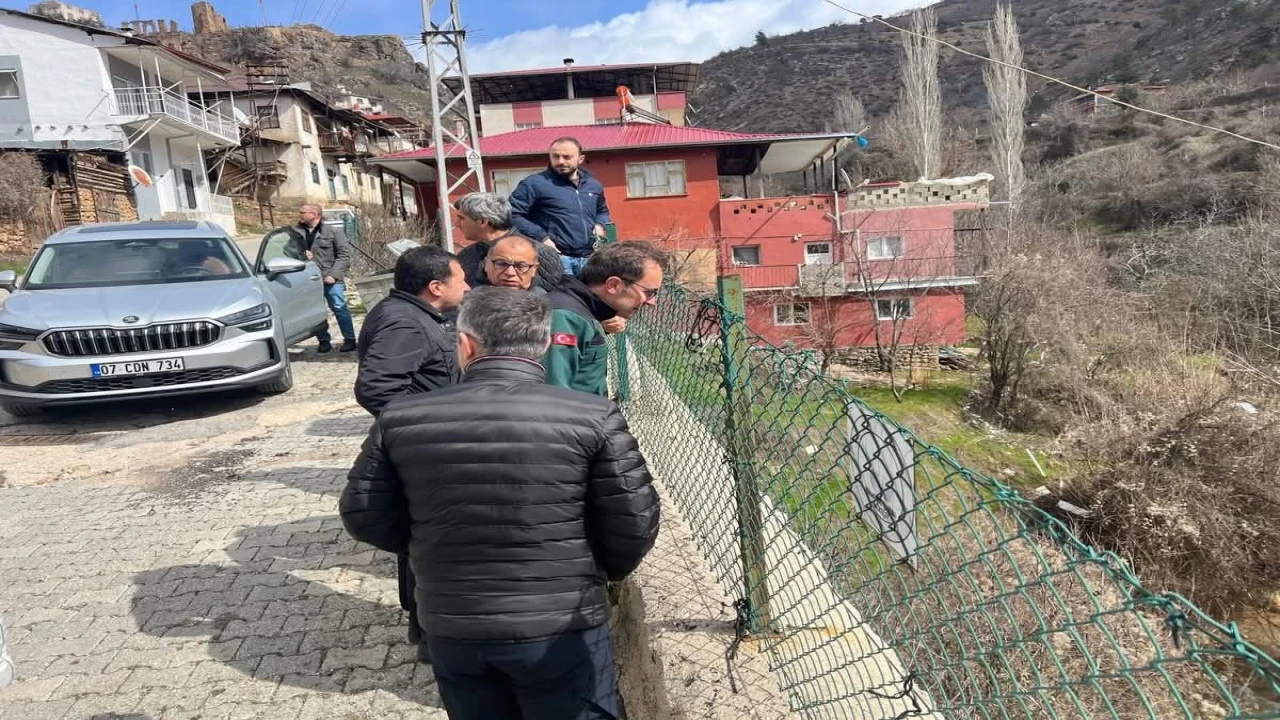 Saimbeylide dere ıslahı çalışmaları için saha incelemeleri gerçekleştirildi