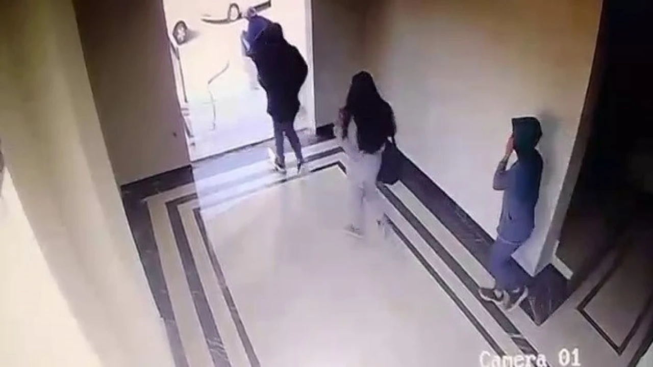 Şehir şehir gezip, evlerden hırsızlık yapan suç makinesi 3 kadın yakayı ele verdi