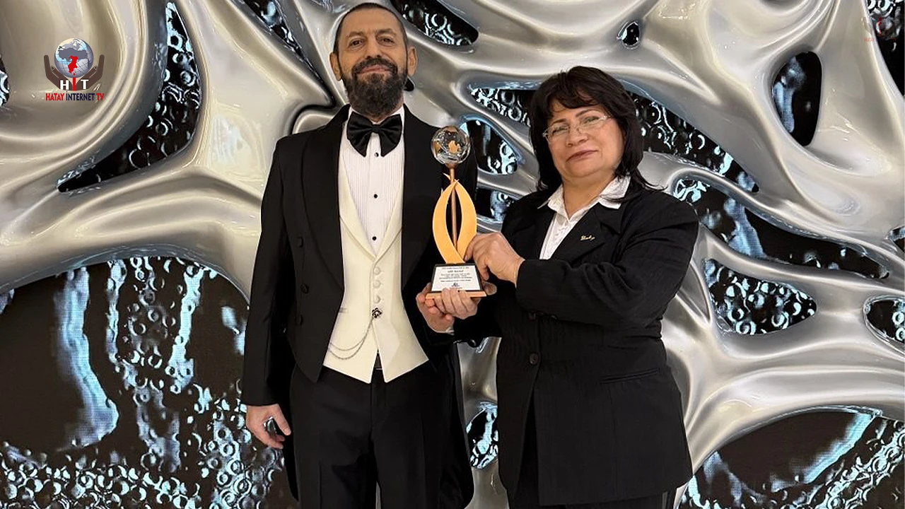 Yılın Barış İnsanı Ödülü Dünyaca Ünlü Yazar Akif Manaf’ın