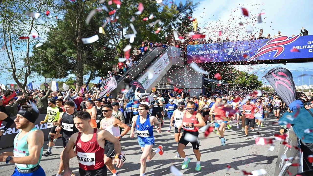 21. Uluslararası Runtalya Maratonu başladı