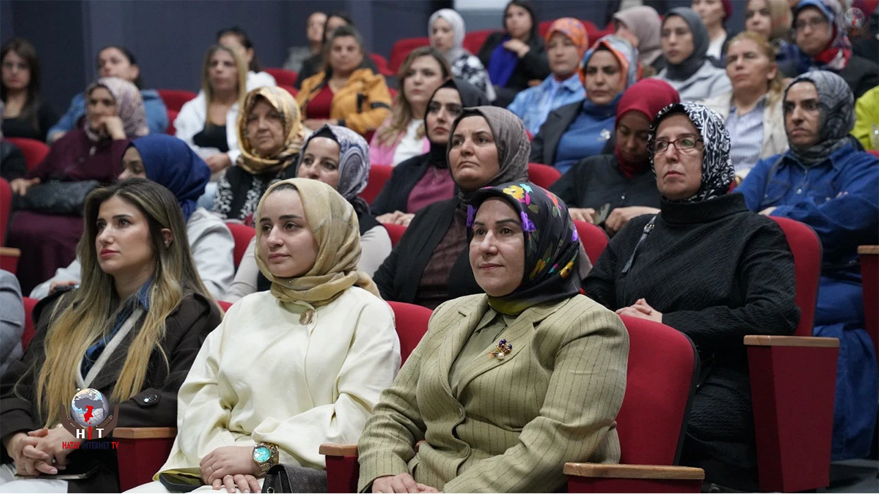 AK KADINLARDAN BAĞIMLILIKLA MÜCADELEYE DESTEK