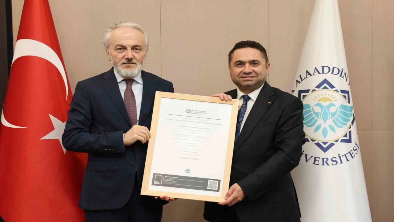 ALKÜ, yeşil enerjide Türkiyenin ilk üniversitesi oldu