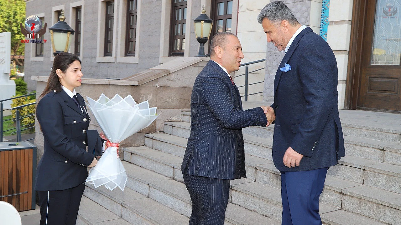 ALTAN EMNİYET TEŞKİLATINI AĞIRLADI