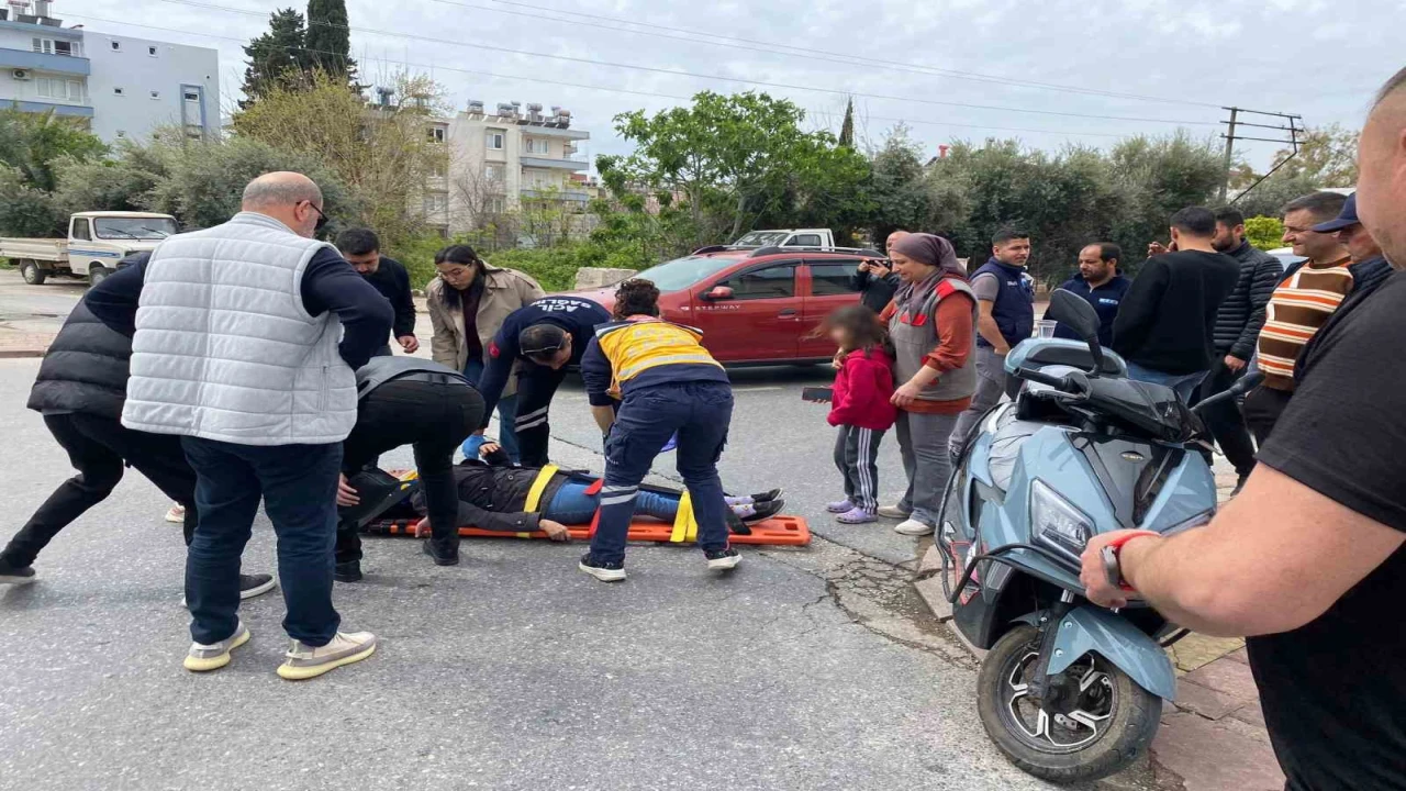 Annesini kazada yaralayıp kaçan sürücüyü, gözyaşlarıyla babasına şikayet etti