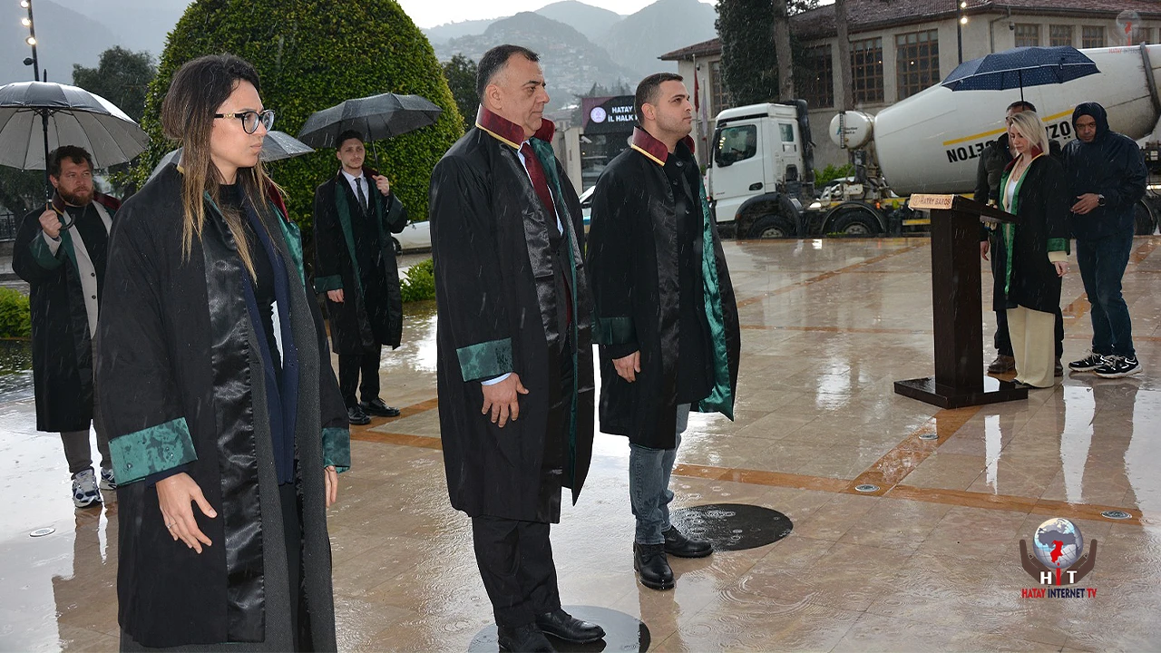 ANTAKYA’DA AVUKATLAR GÜNÜNDE DUYGULU ANLAMLI TÖREN