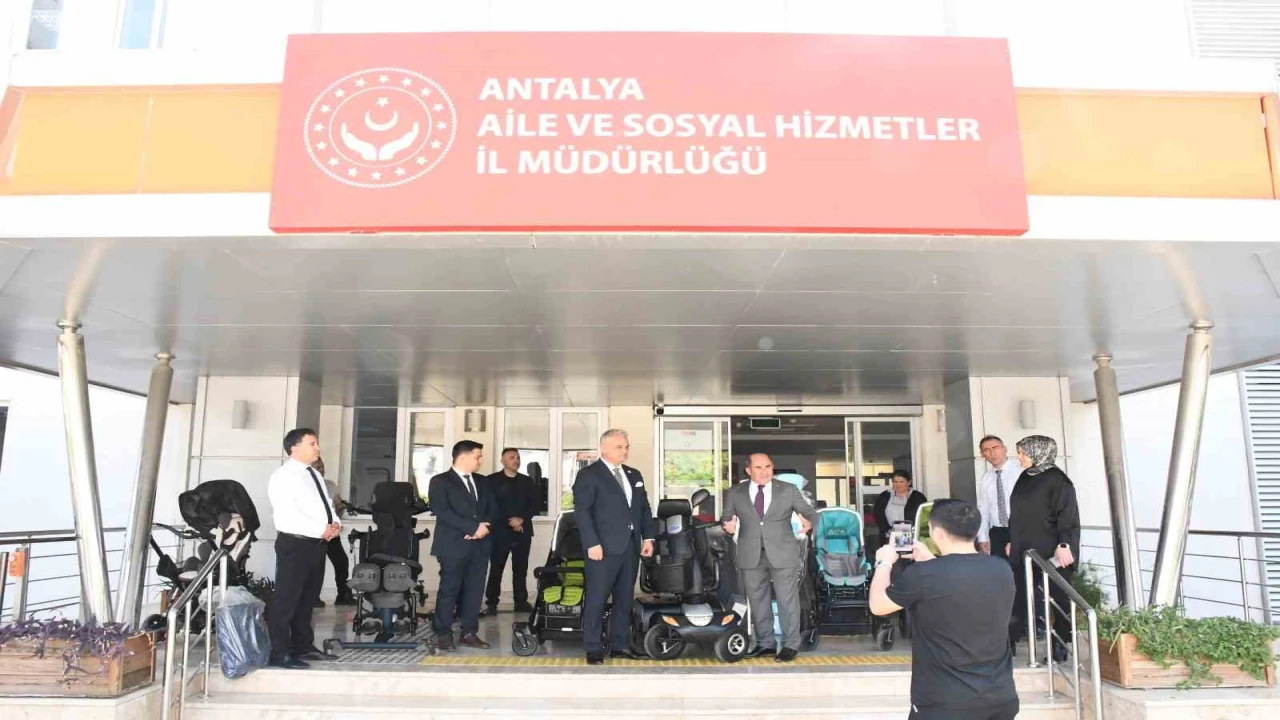 Antalya Aile ve Sosyal Hizmetler İl Müdürlüğüne anlamlı bağış