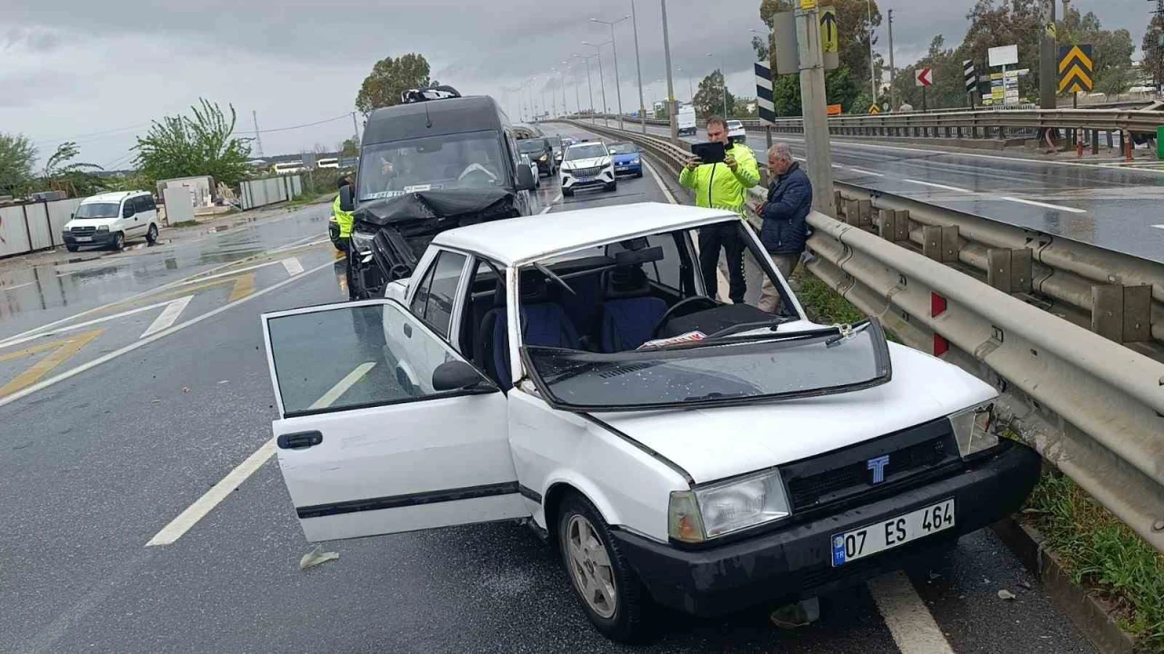 Antalyada intihar teşebbüsü gibi kaza güvenlik kamerasında