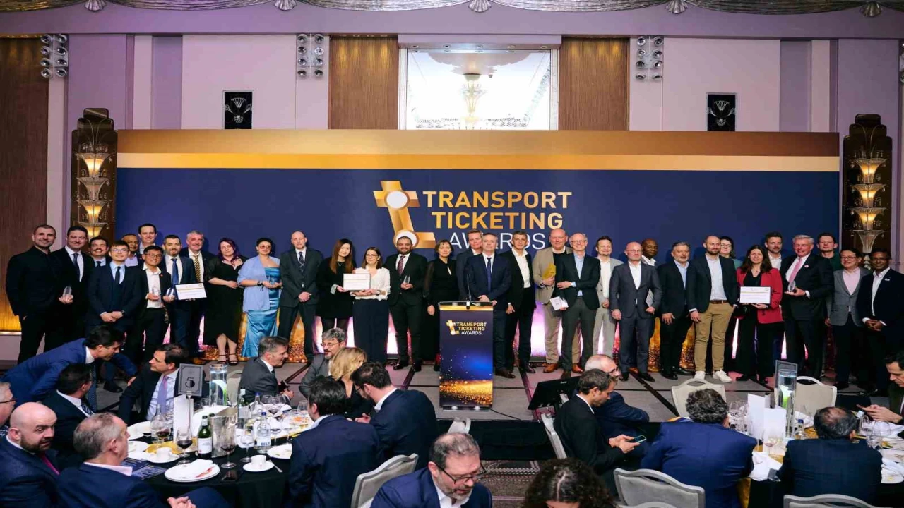 Antalyakart Londradan birincilikle döndü: Mobil Engelli Bildirimi ödül kazandırdı