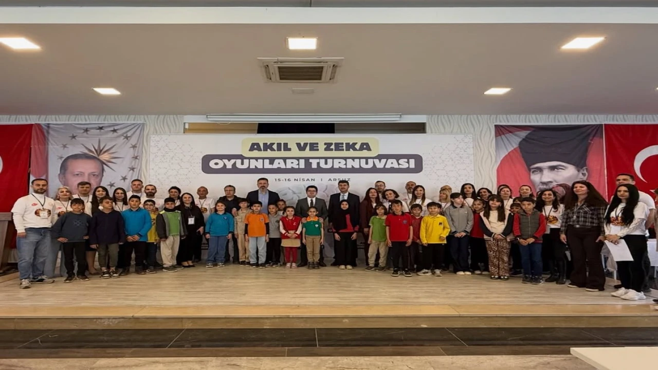 Arsuzda akıl ve zeka oyunları turnuvası başladı