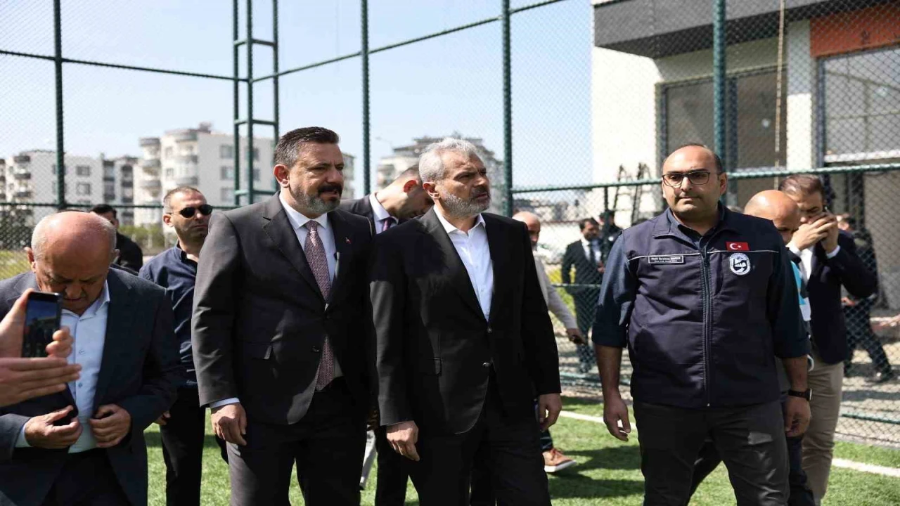 Başkan Öntürk Arsuzdaki yatırımları inceledi