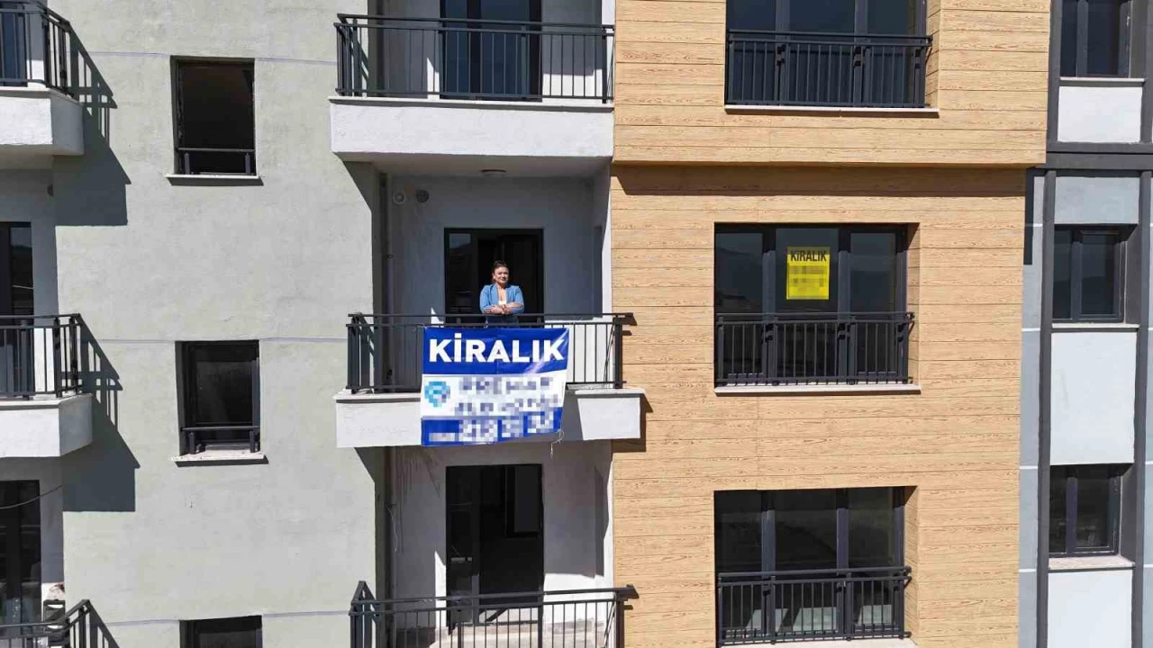 Binlerce konutun teslim edildiği kentte kira fiyatları 7 bin TLye kadar düştü