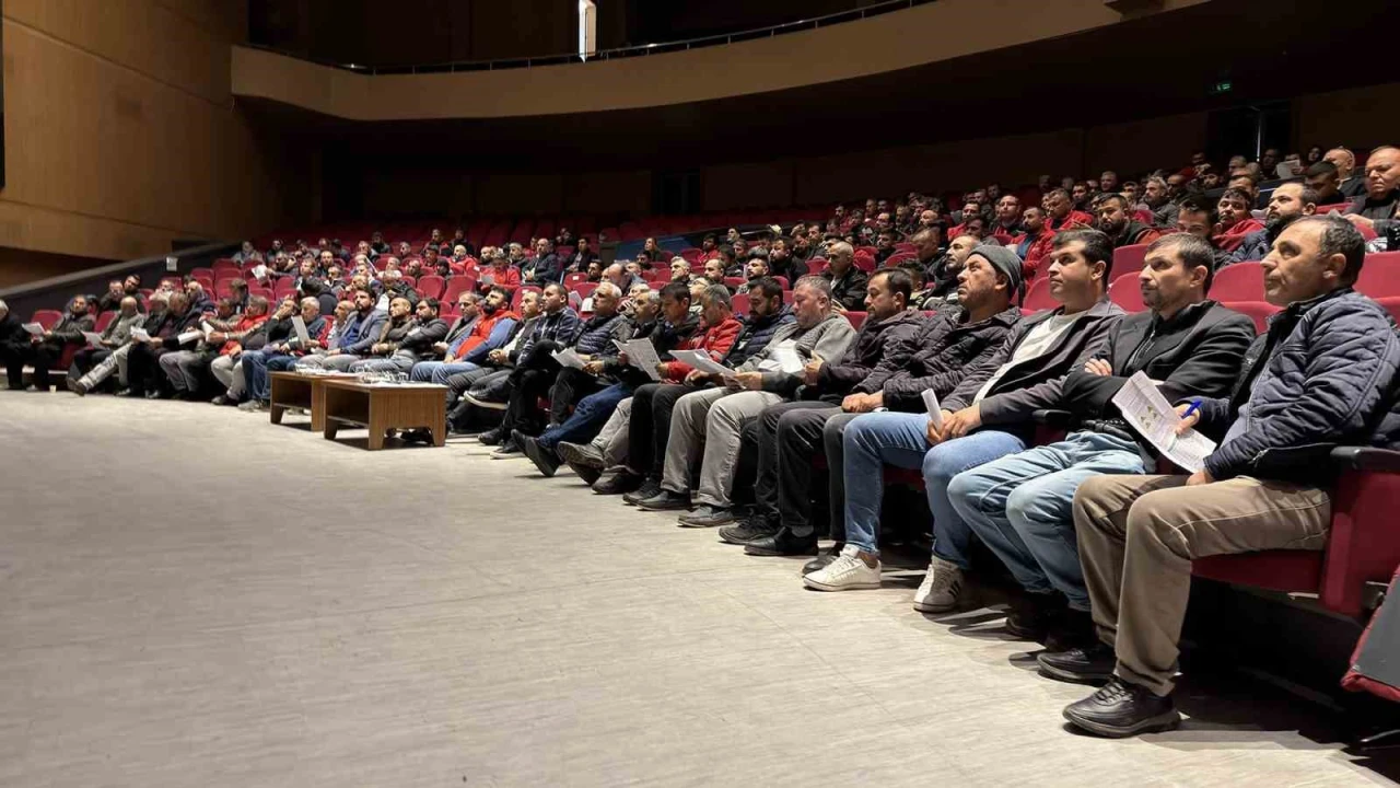 Büyükşehirden saha personellerine iş sağlığı ve güvenliği eğitimi