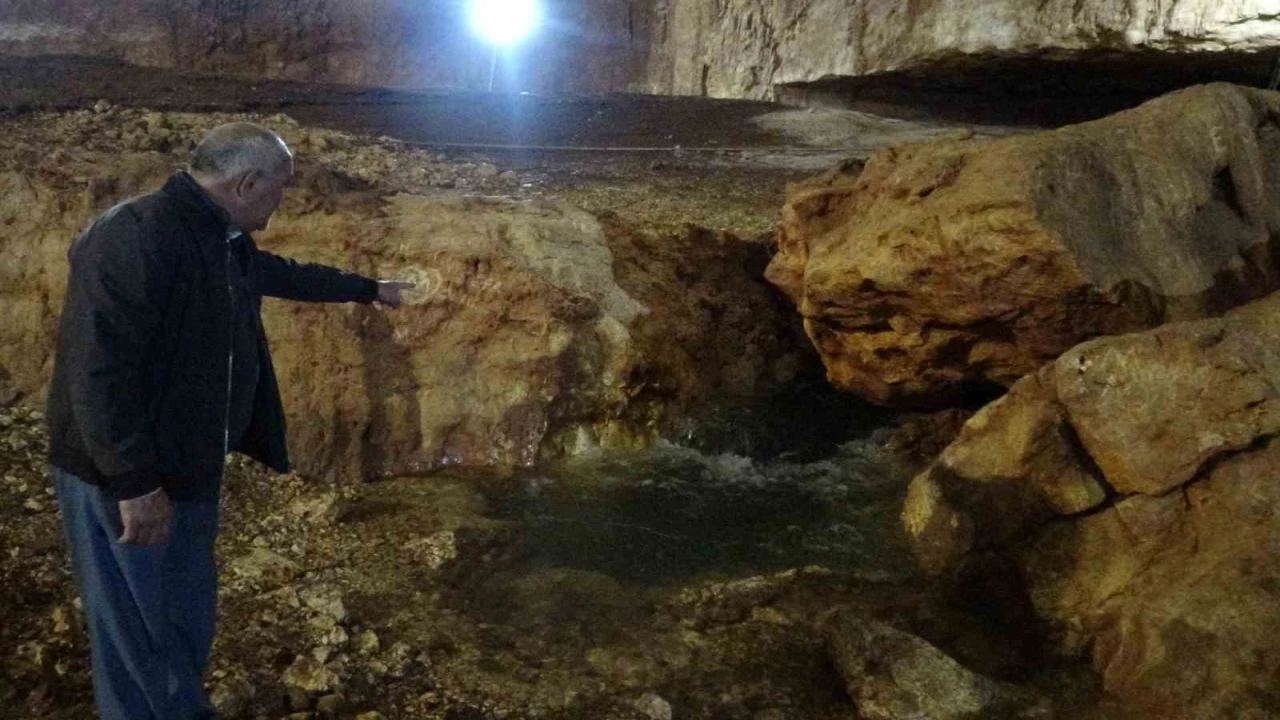 Cennet Obruğundan 13 yıl sonra su çıktı