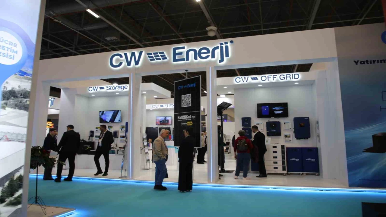 CW Enerji Solarex İstanbulda ‘CW Enerji Plus Bayi Konseptini tanıttı
