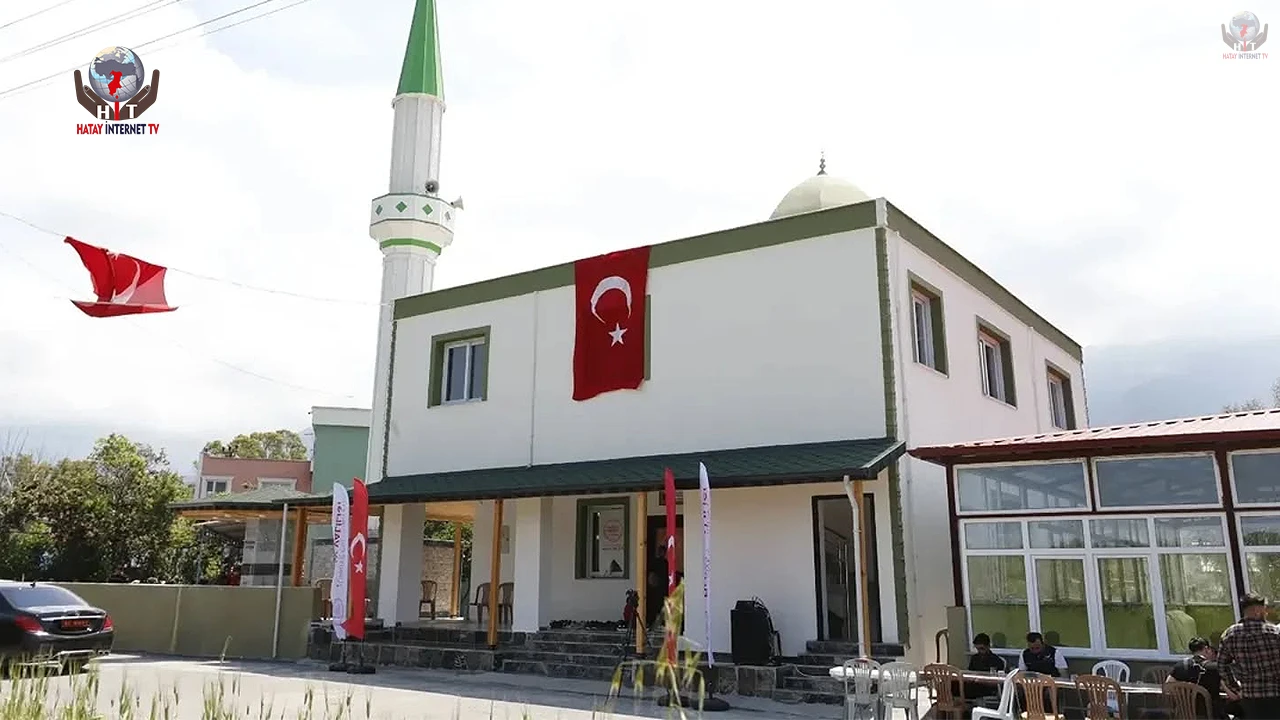 DEPREMİN YARALARI SARILIYOR “MARAŞLAR CAMİİ İBADETE AÇILDI”