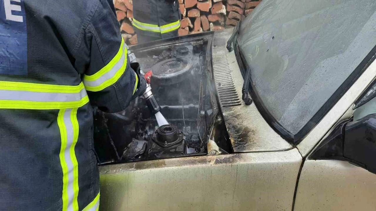 Fiat Tofaşta çıkan yangını itfaiye ekipleri söndürdü