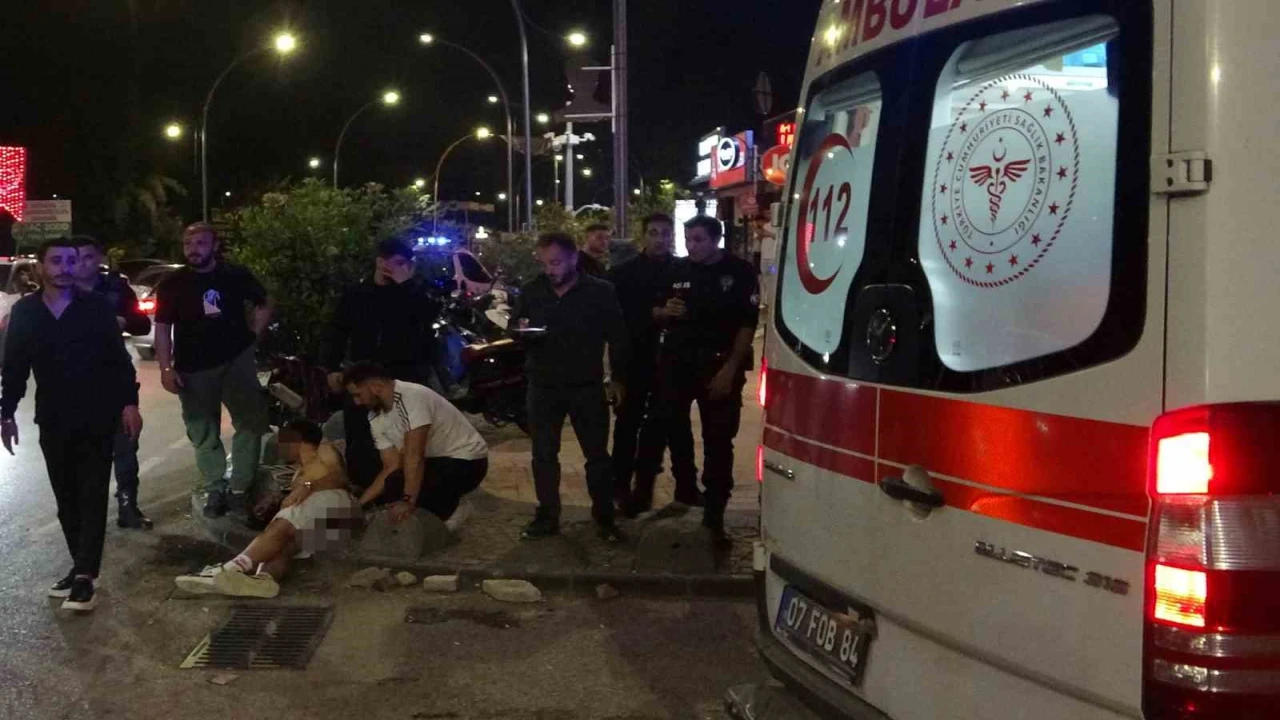 Galatasarayın kutlamalarında taraftarı bıçaklayan şüpheli 24 saat geçmeden yakalandı