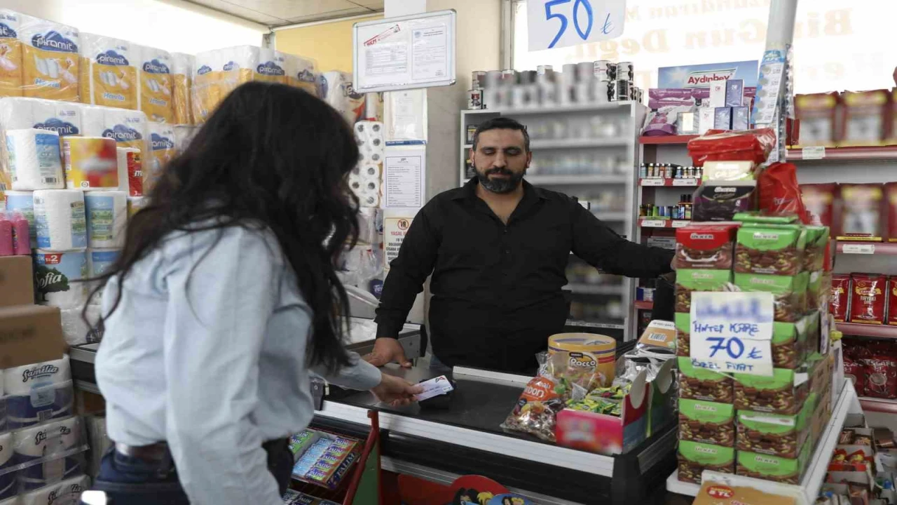 Halk Kart ile Mersinde hem vatandaşa hem esnafa destek