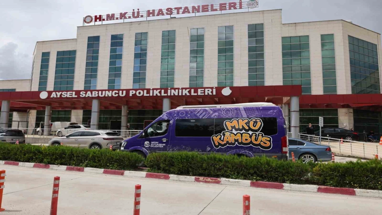 Hatay Büyükşehir Belediyesi, öğrencilerin ulaşımını kolaylaştıracak KAMBÜSü hizmete aldı