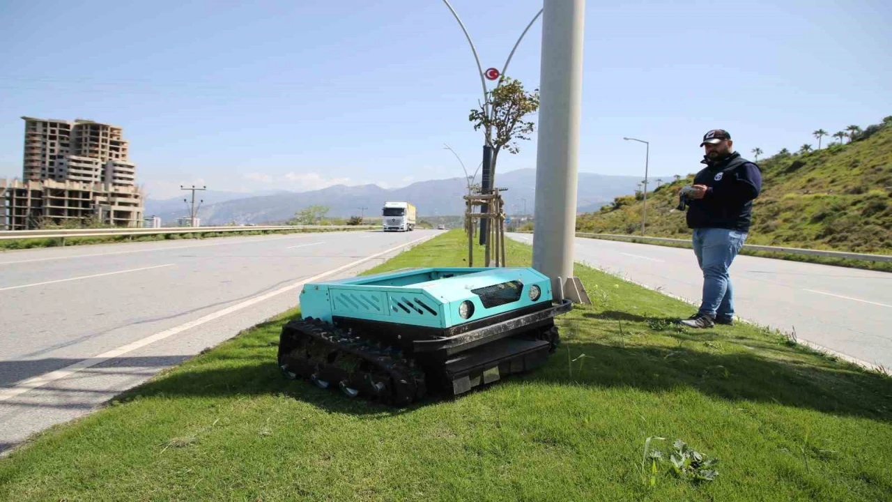 Hatay Büyükşehir Belediyesinden yeşil alanlara teknolojik dokunuş