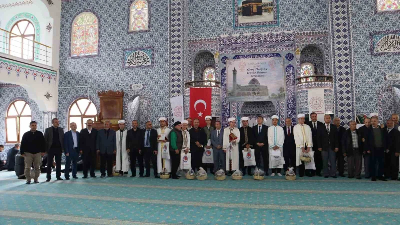 Hutbe okuma yarışmasının bölge finali Hatayda gerçekleştirildi
