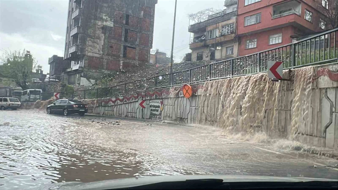 Kahramanmaraşta sağanak etkili oldu