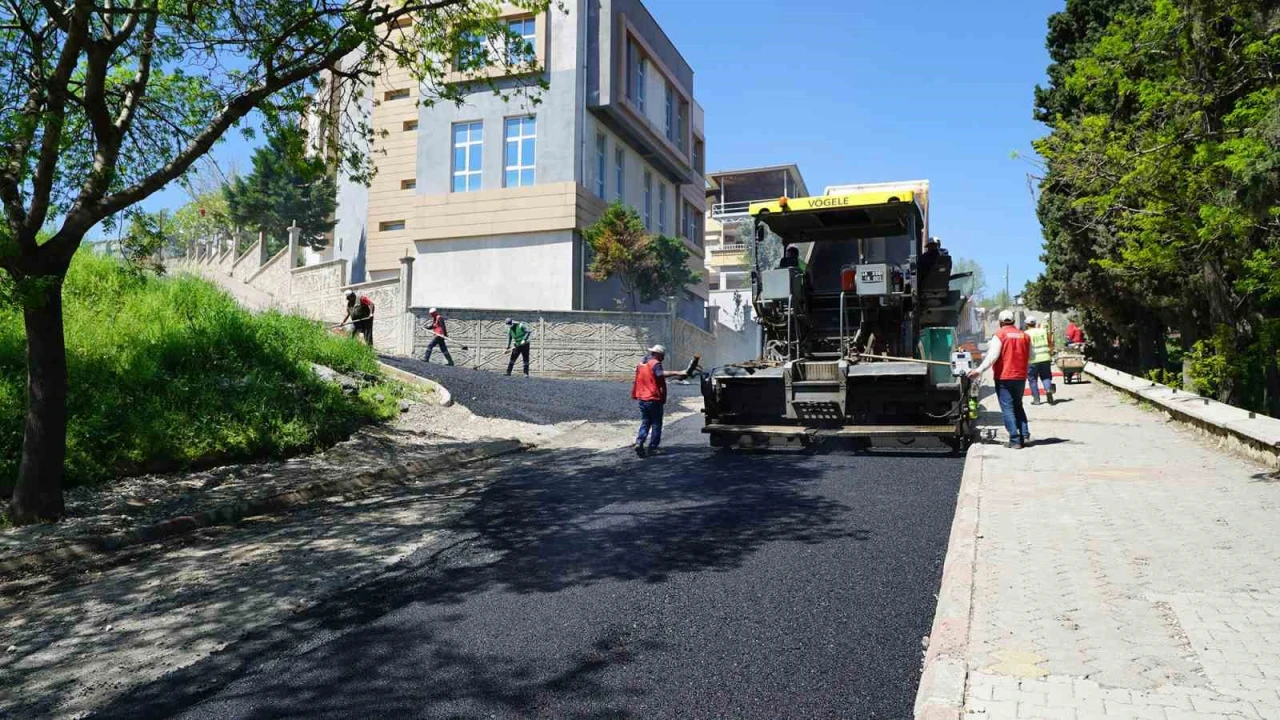 Kahramanmaraşta yol ve köprü yatırımları sürüyor