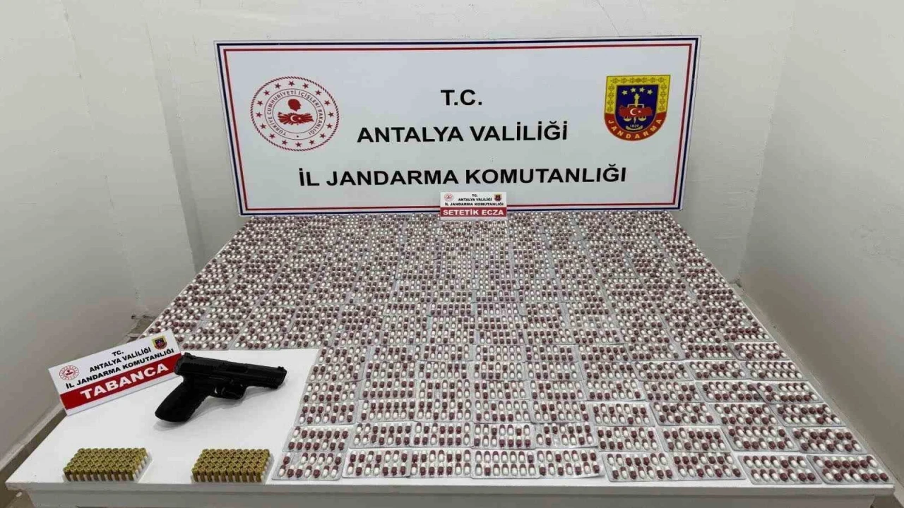 Kepezde bin 298 adet uyuşturucu hap ele geçirildi