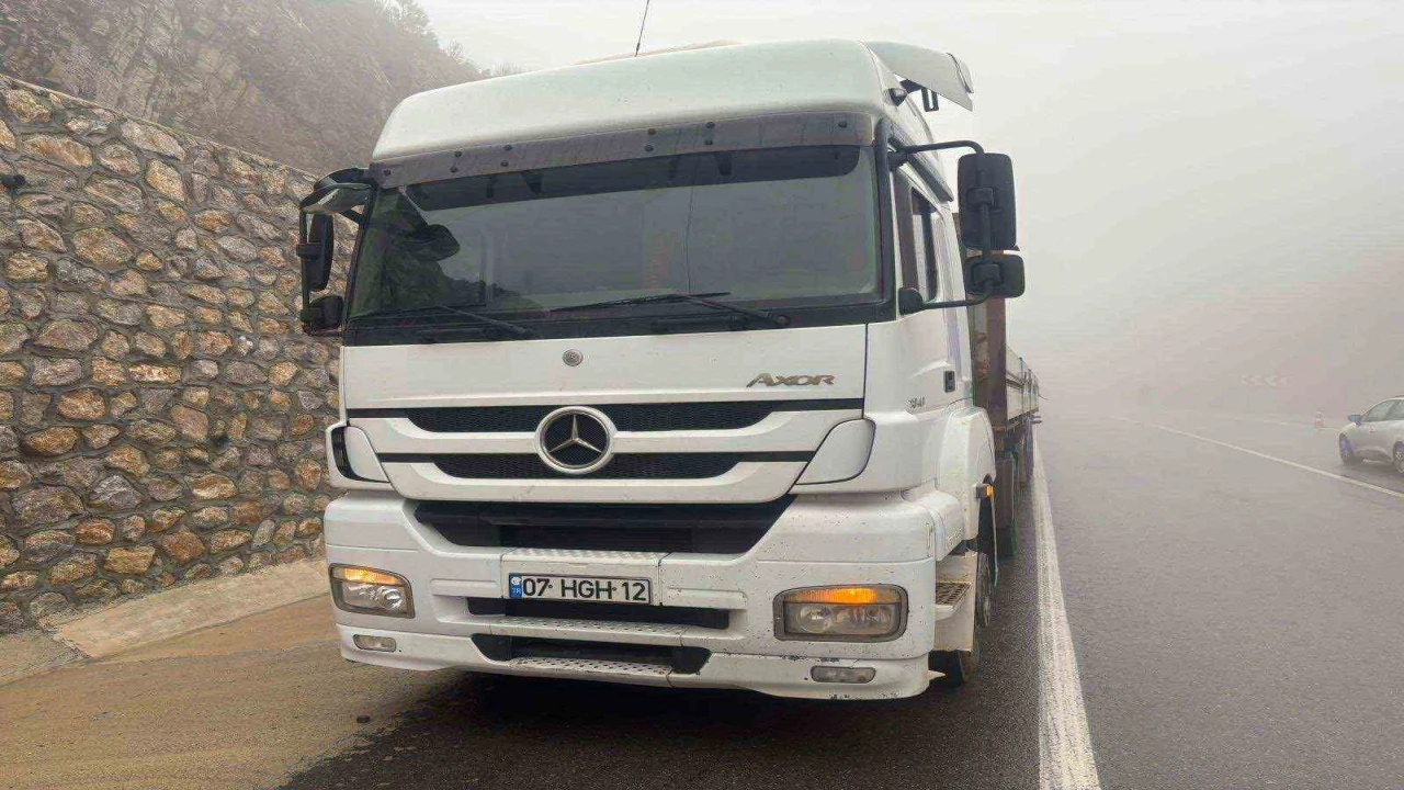 Konya-Antalya karayolunda feci kaza: 1 ölü, 3 yaralı