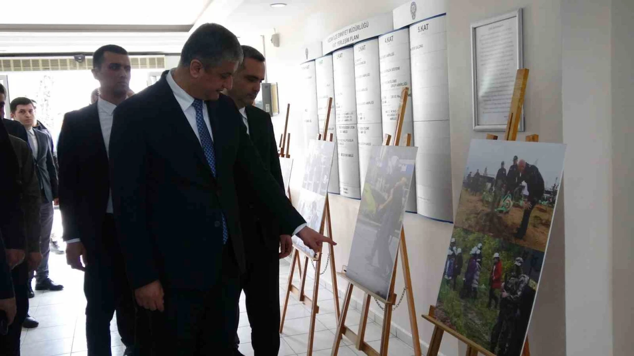 Kozanda 52 karede Güven ve Fedakârlık sergisi