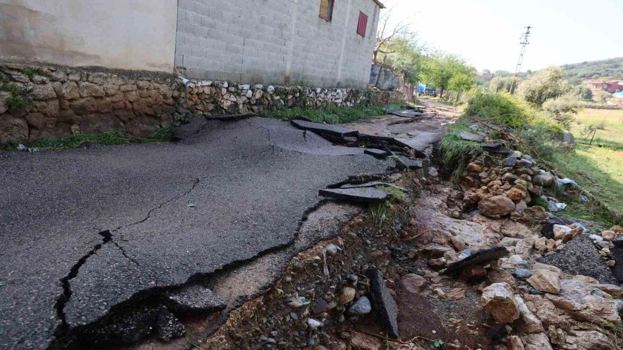 Kozanda selin izleri havadan görüntülendi