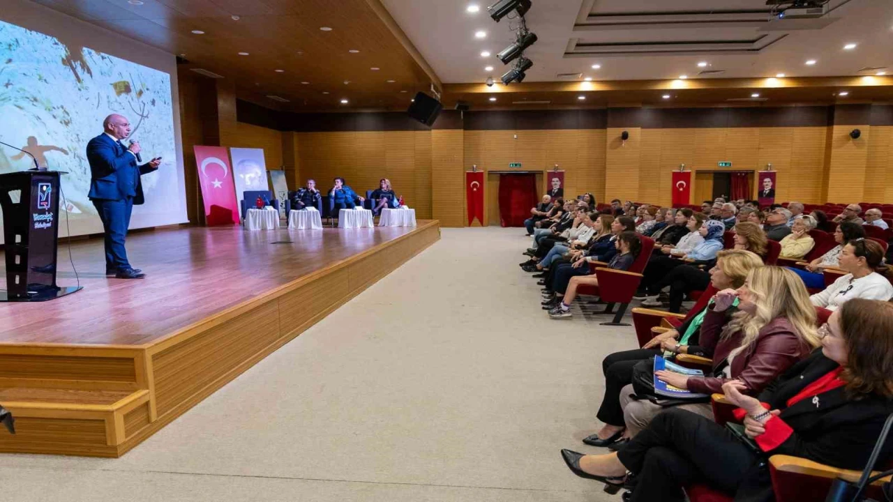 Manavgatta Çevreye Katkı, Aile Bütçemize Katkı etkinliği düzenlendi