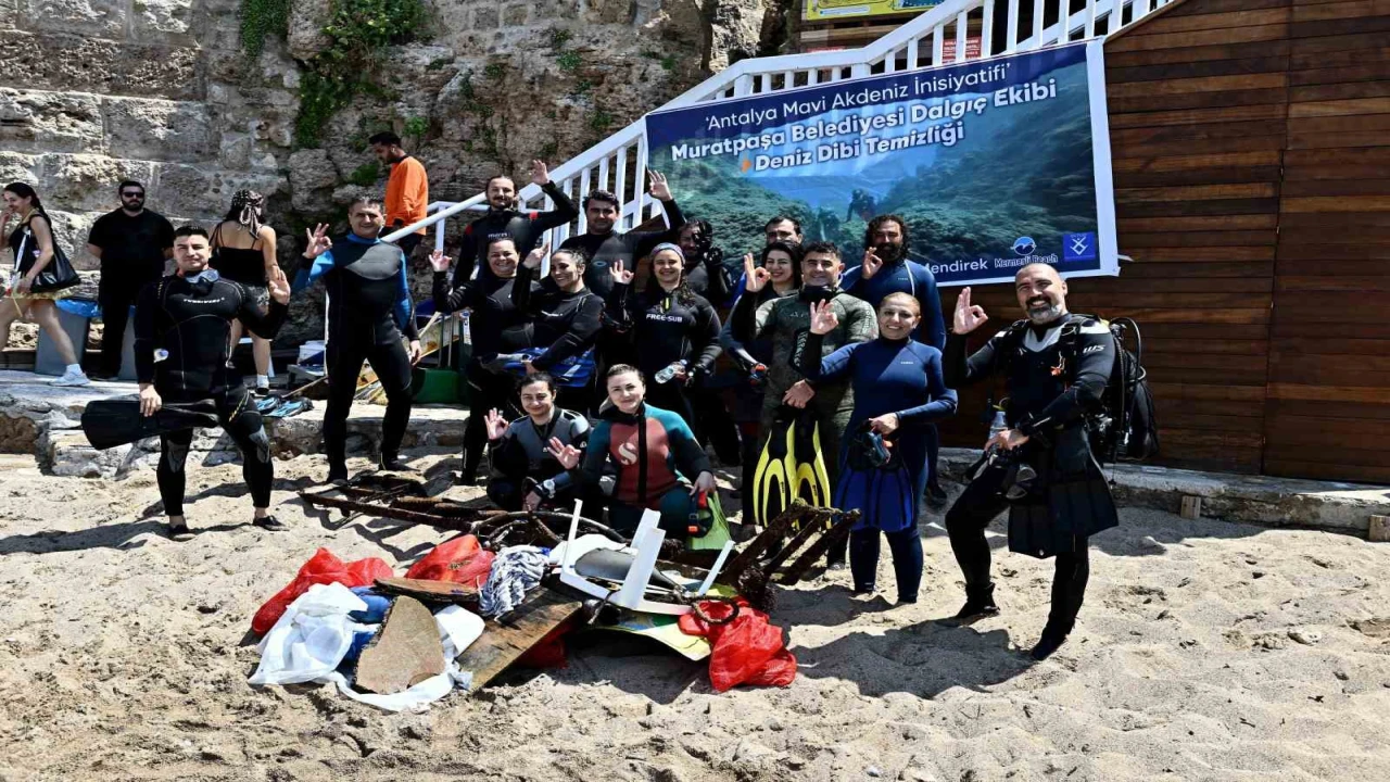 Mermerli Plajında deniz dibi temizliği