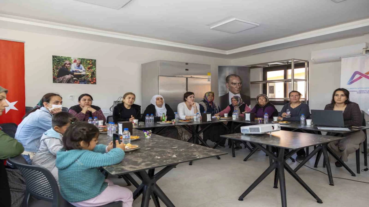 Mersinde üreticilere gıda okuryazarlığı eğitimi