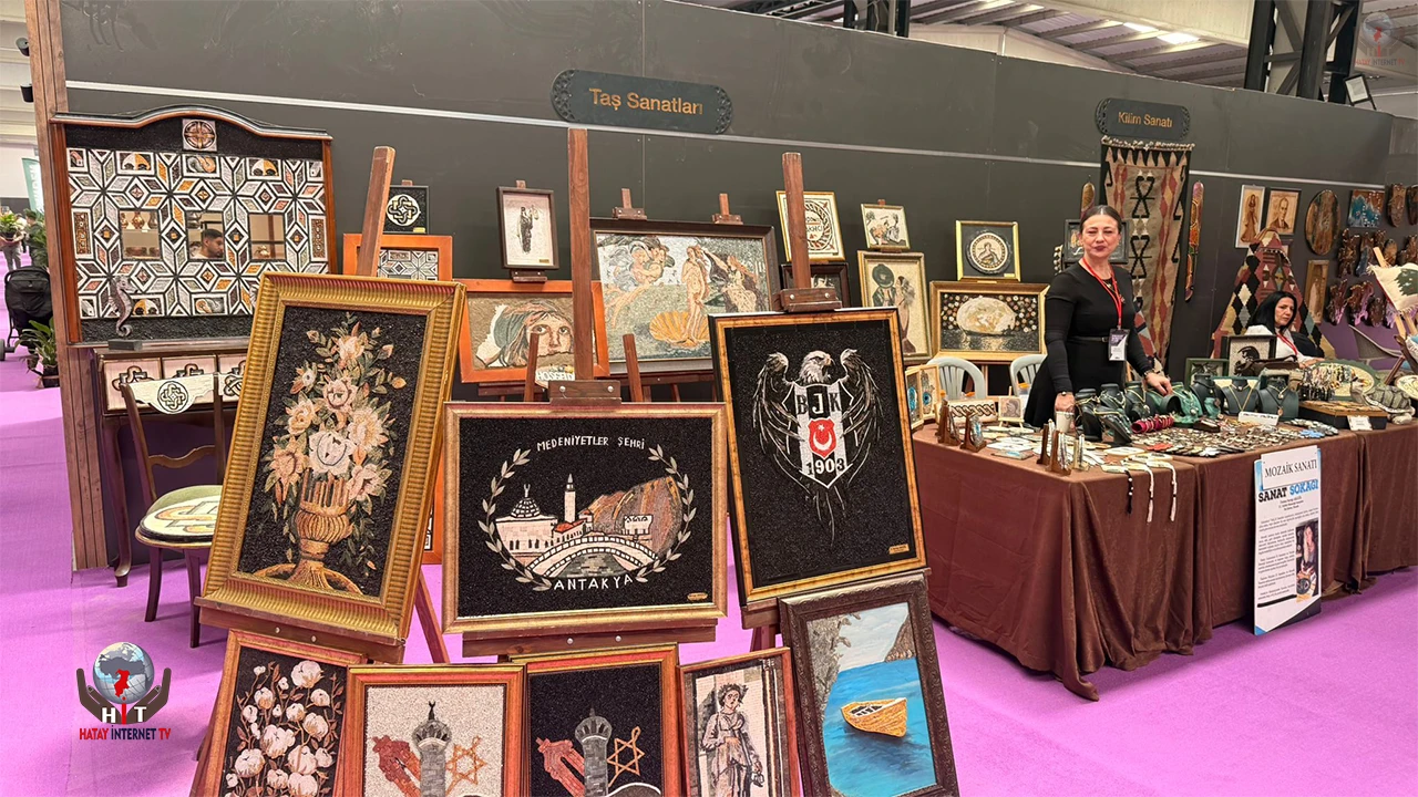 MOBİLYA FUARINDA EL SANATLARI ESİNTİSİ