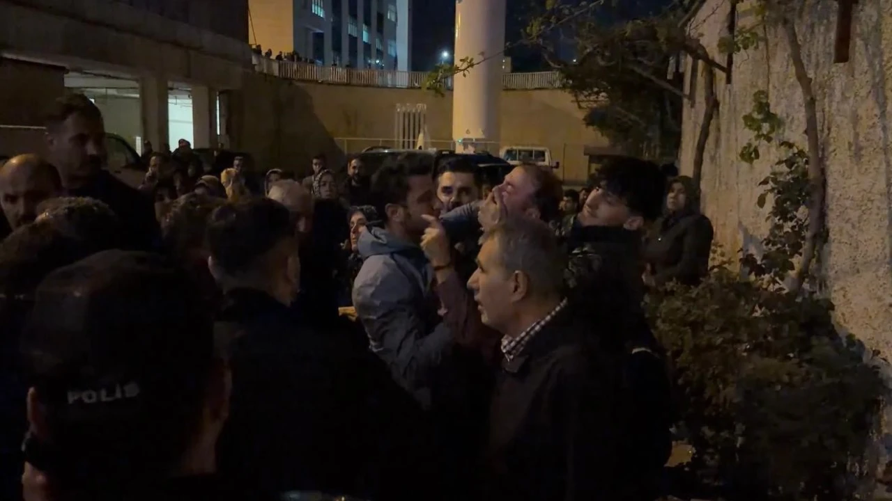 Ölenlerin yakınlarından Vali Ünlüere tepki