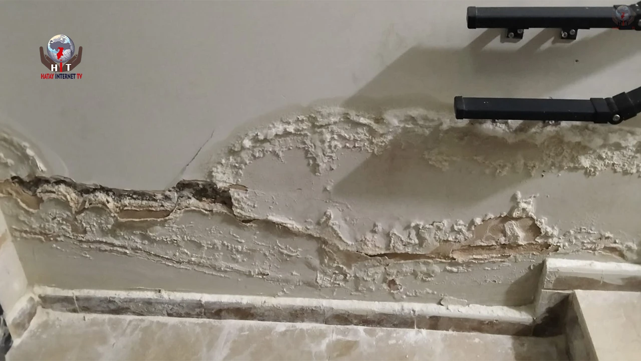 ORHANLI TOKİ’DE RUTUBET ALARMI